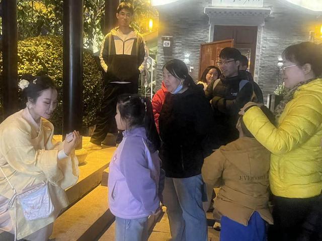 在南川老街，你偶遇“NPC”了吗