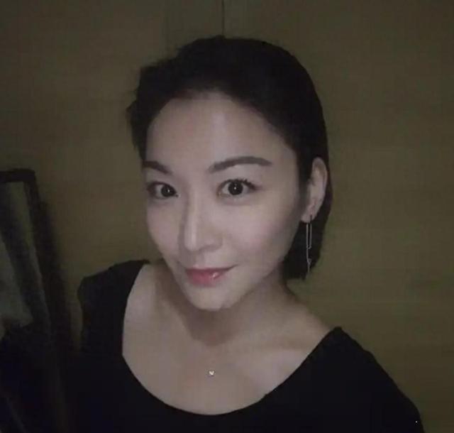 不到72小时爆4个瓜！知三当三，赴美生娃，群星发讣告，个个离谱