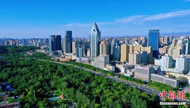 人这一辈子，一定要去一趟乌鲁木齐！