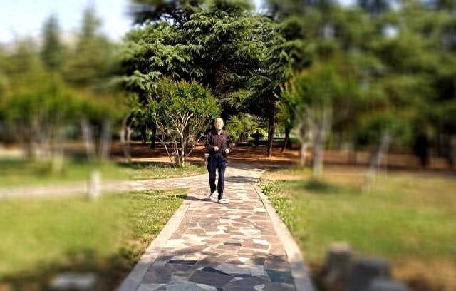 “你能坚持每天运动吗	”？我坚持十几年了，是为自己能伺候自己