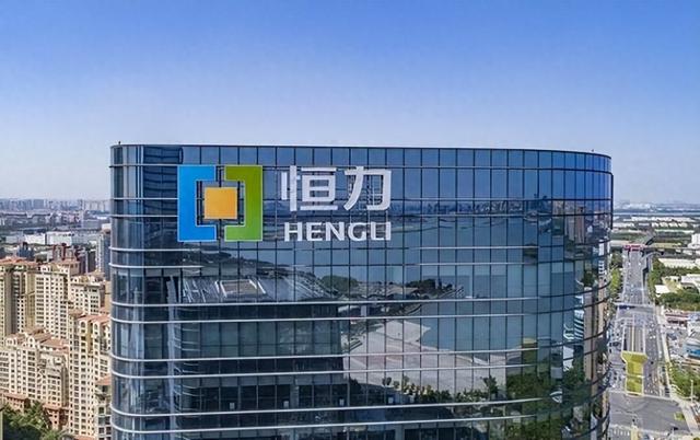 超越华为！这个干“土生意”的夫妻档，一年狂赚8177亿养活17万人