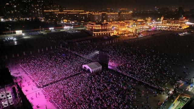 南疆环球港喀什水城：“演艺+文旅”激活丝路文旅新动能