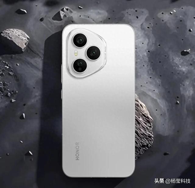 荣耀400销量破百万！续航硬刚X70，低价路能走多远？