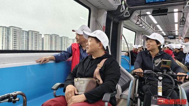 乘坐“云巴”游长沙！40位“轮友”实现空中看风景心愿