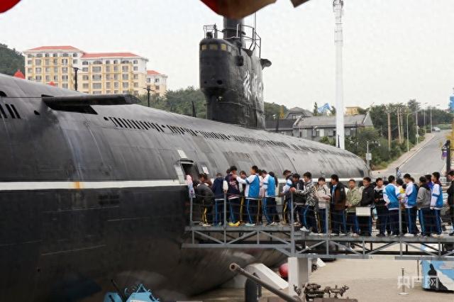 保卫萝卜2海洋2攻略（行进的海岸线丨登舱探秘旅顺口号潜艇的深海印记 新时代续写远航新篇）