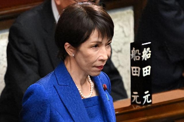 中方再出手，高市的报应来得太快	，日本人这个年过不好了