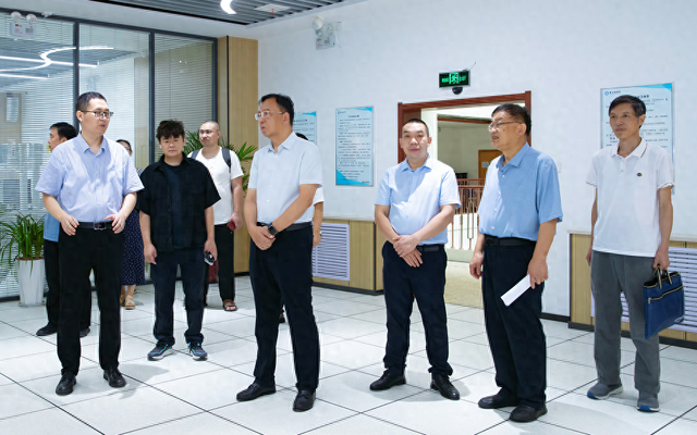 西安思源学院开源人工智能创新实验中心与西安地震局共话学术合作