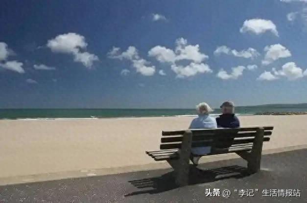 退休后，无论是谁邀请，牢记“2礼不随，2酒不喝”