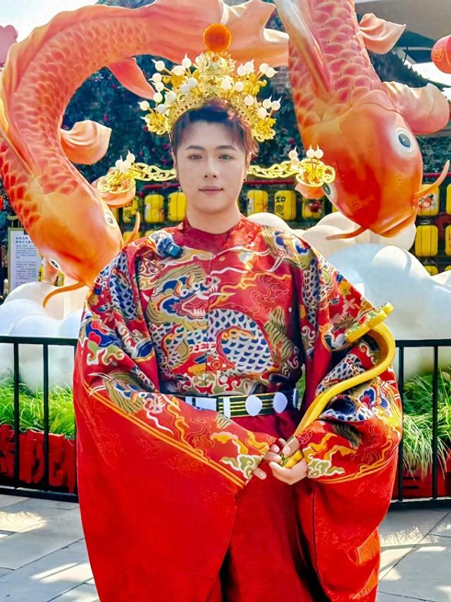 NPC“五一”在古镇这样和你玩……