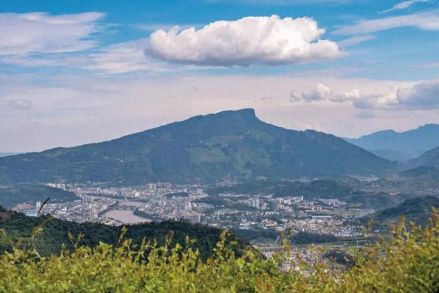 【美丽四川】周公山