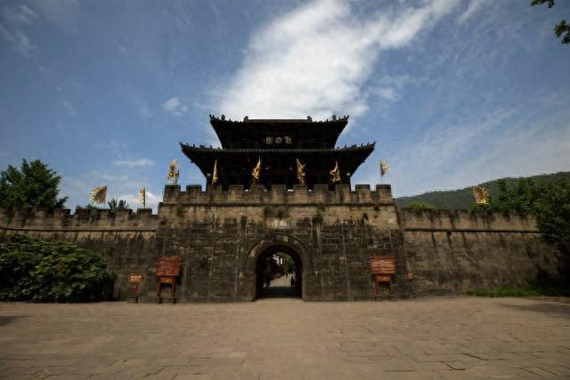 黎明三国无敌版（220年乱世终结到三国鼎立的黎明）