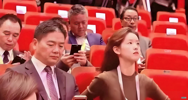 婚变风波48小时后，刘强东不再沉默，坦言“在老婆面前没了自信”