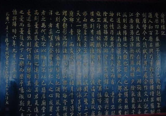 “卷王”家长逼疯AI，想“薅羊毛”反被古文虐，暑假过半，亲子游这些“翻车现场”太真实了