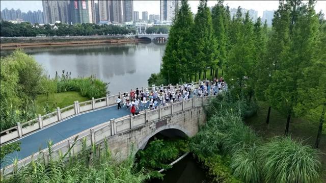 四川眉山：一场穿越千年的文化徒步之旅 开启公园美学生活