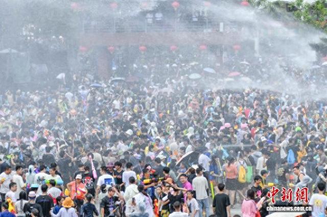 2025年海南七仙温泉嬉水节将启幕 七夕佳节演绎民族风情