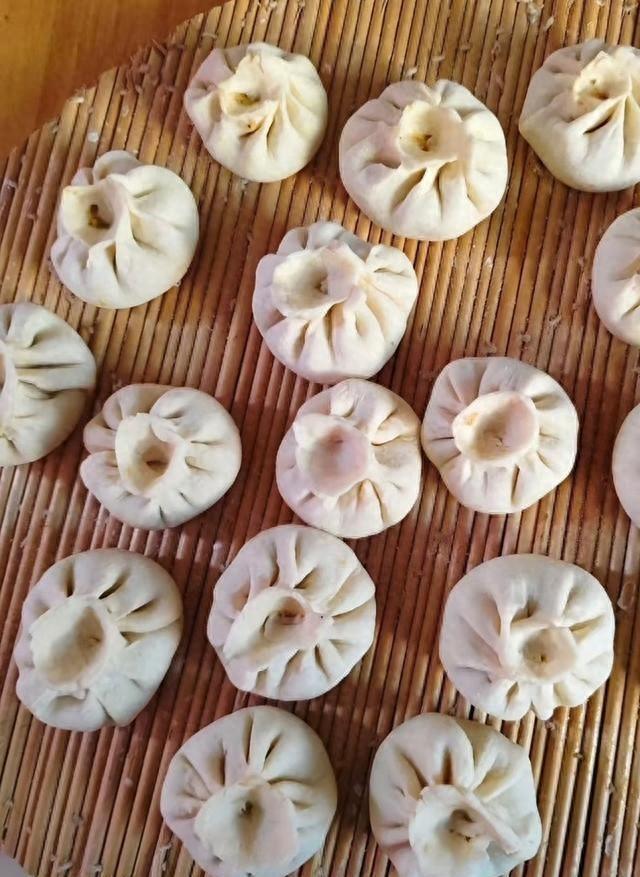 江苏“呼啦圈西施”颜倩离世！3岁儿子目睹全程，去年被抢救20天