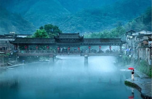 突然收费引不满，乡村景区应如何与原住村民共生？