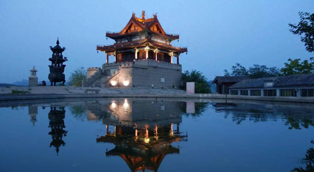 别再去三亚人挤人了！河北这座被低估的皇城，藏着半部清史