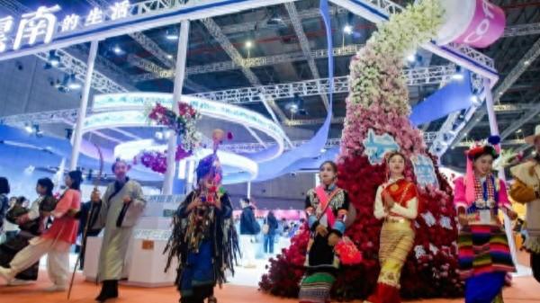 鲜花漫卷科技赋能，云南展区在长三角文博会打造沉浸式滇味盛宴