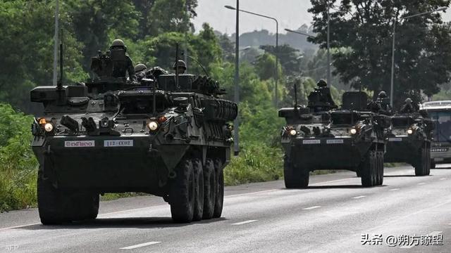 不打了？泰柬2国突然双双同意停火，激战2天伤亡惨重，13万人逃亡