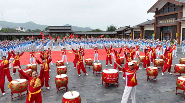 石首桃源小镇：节日活动精彩纷呈