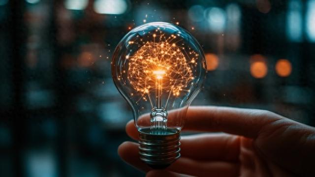 人民日报：中国创新何以“柳暗花明”