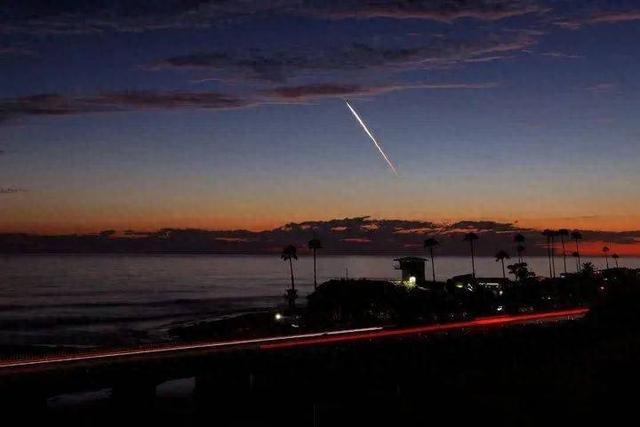 全球“星链”网络突然中断，乌军前线使用的系统也一度停运，马斯克公司SpaceX回应！