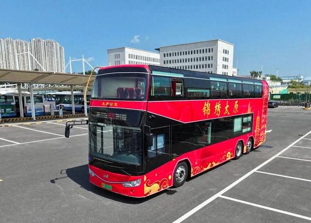 太原公交全新双层观光巴士9月20日正式启航