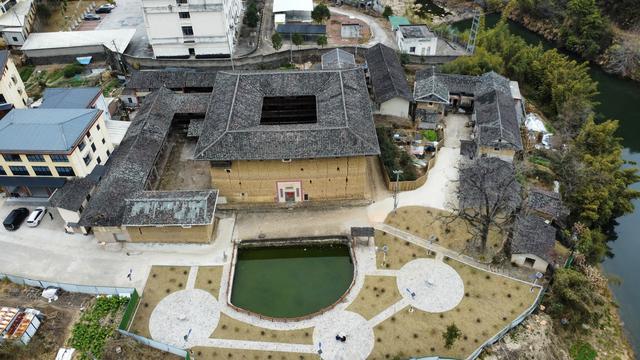 建南靖土楼——吕厝