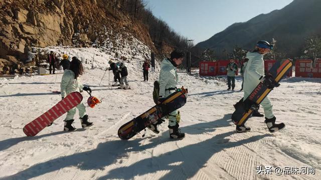 鲁山尧山滑雪乐园开业啦！喜欢玩雪的看来