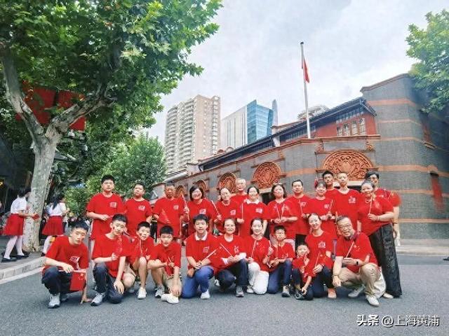“初心红”守护“中国红”，这场红色文化集市“很好逛”