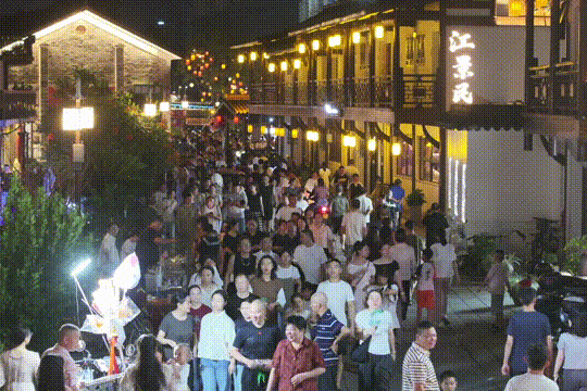 夜经济“热力值”拉满！龙泉两大街区串起烟火气与文化味