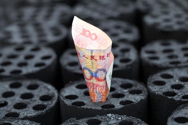 “点煤成油”成真！我国同时掌握两门独门技术，让劣质煤变成燃油