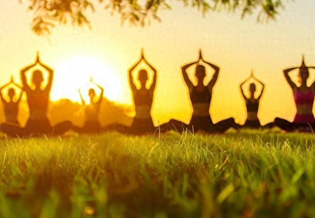 天呐！瑜伽裤测评竟换来这般惊险遭遇！