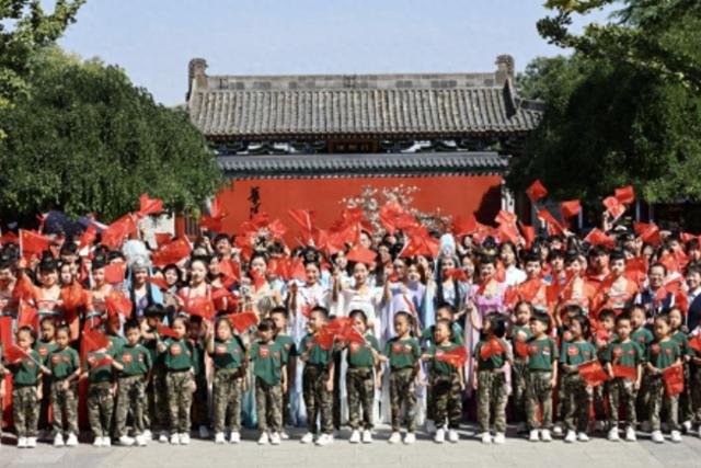 盛唐气象“活”起来 “国潮”庆典引领文旅新体验