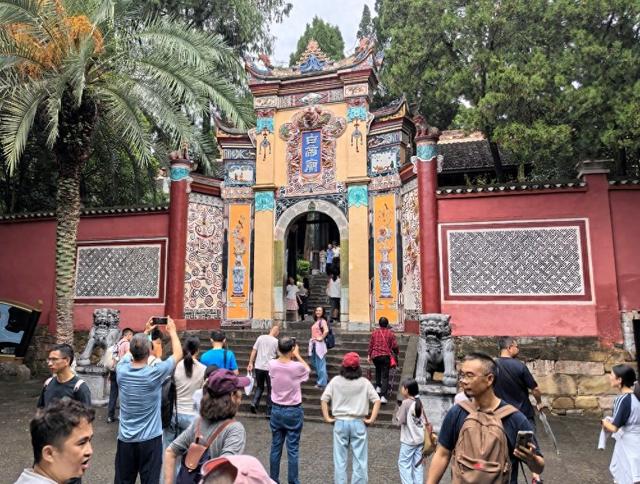 三峡景区火 奉节旅游人气旺
