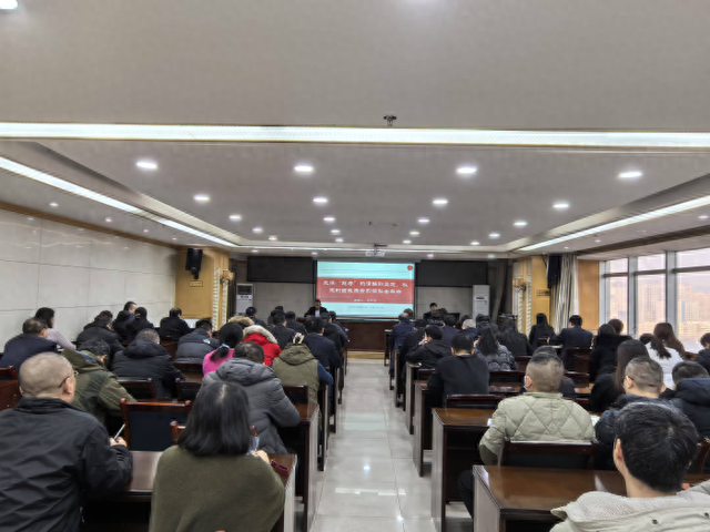 坚持优化作风（严守纪律规矩）