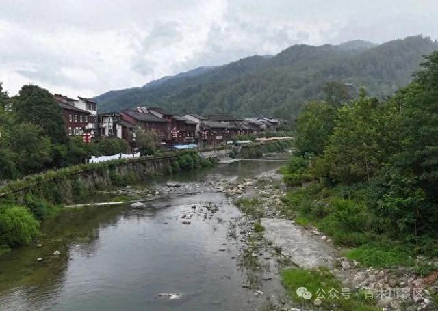 青木川 | 一叶知秋至，古镇画中游