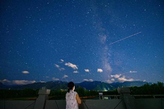 梦幻星空景致