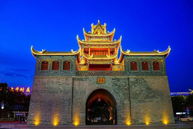 银川8大好玩景点，宁夏银川最值得去的景点推荐，看看你去过几个