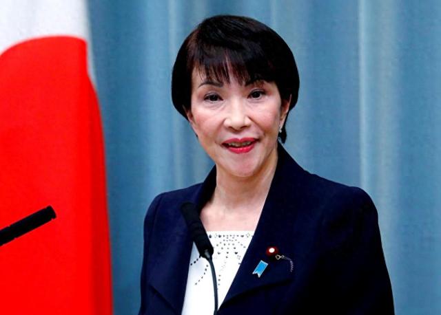 48小时内，高市早苗收两大坏消息，关键时刻	，全球收到中国的通知