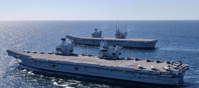 又让张召忠说中了？东拼西凑550亿建的2艘航母，如今彻底成为累赘