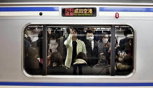 老外这样看各国地铁：印度干净，日本舒适，英国古典，中国呢？