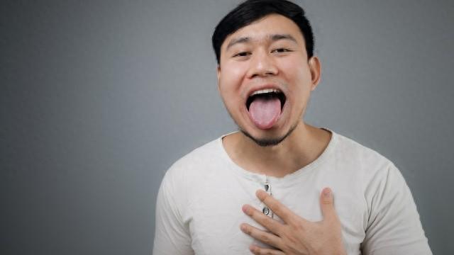 舌头长泡还有点肿,请问怎样才可以缓解（舌头起包怎么回事）