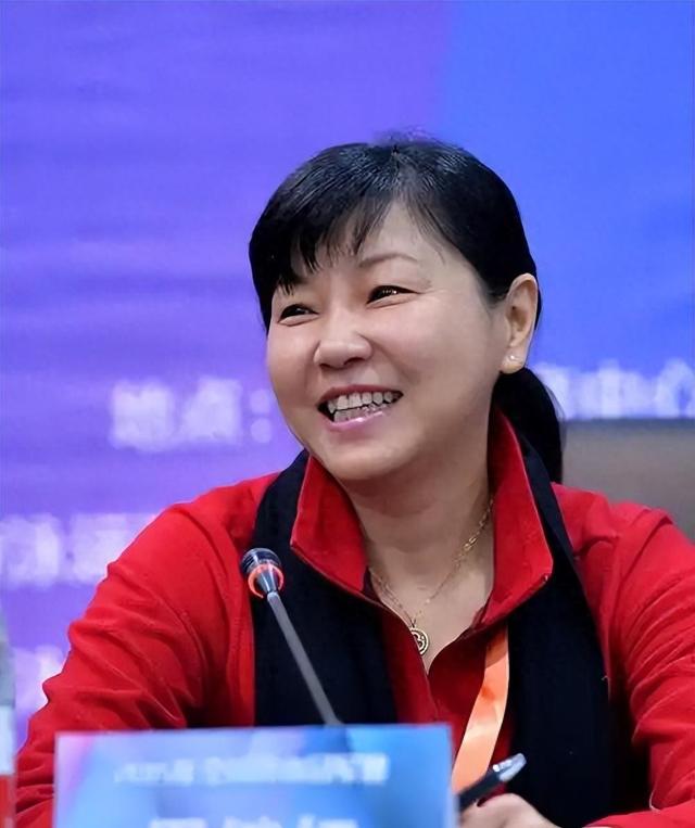 墨西哥战胜中国跳水夺冠！教练是中国人，难怪要返聘周继红
