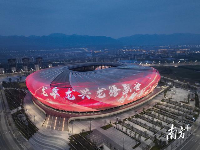 国足18强赛收官战主场确定！将在重庆迎战巴林队