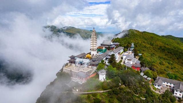 宾川鸡足山景区门票年卡上线！