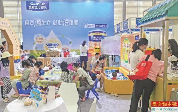 基因检测产品亮相 百家名医坐镇主讲