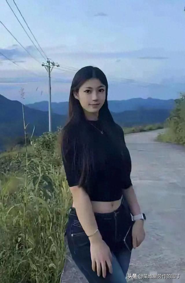 她这是身材,是目前为止,我见过最好的身形,不接受反驳