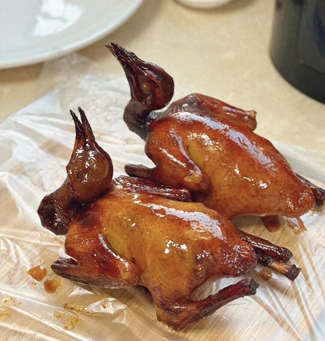 “一鸽顶九鸡”,别总炖鸡汤了,鸽子的4种吃法,健脾养胃补气血